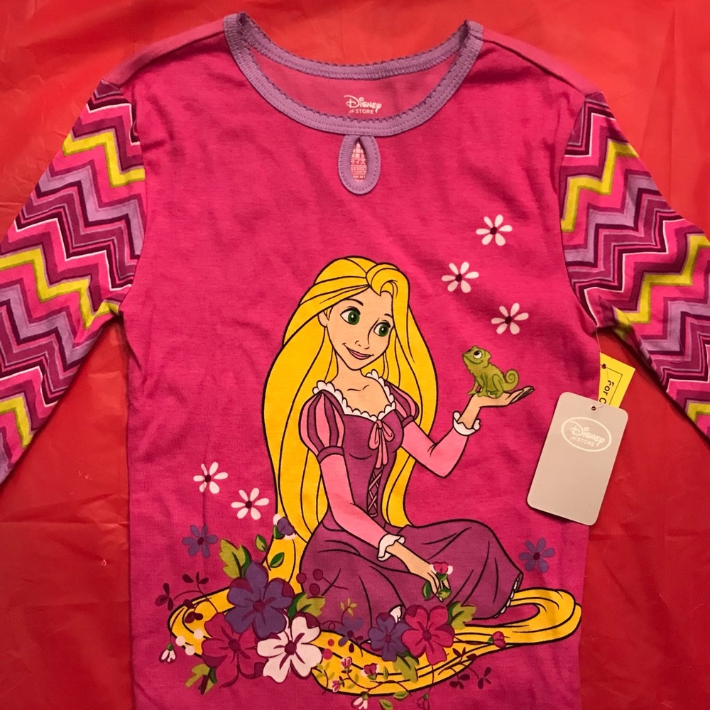 Girls Disney Rapunzel sz 8 long sleeve T or PJ top